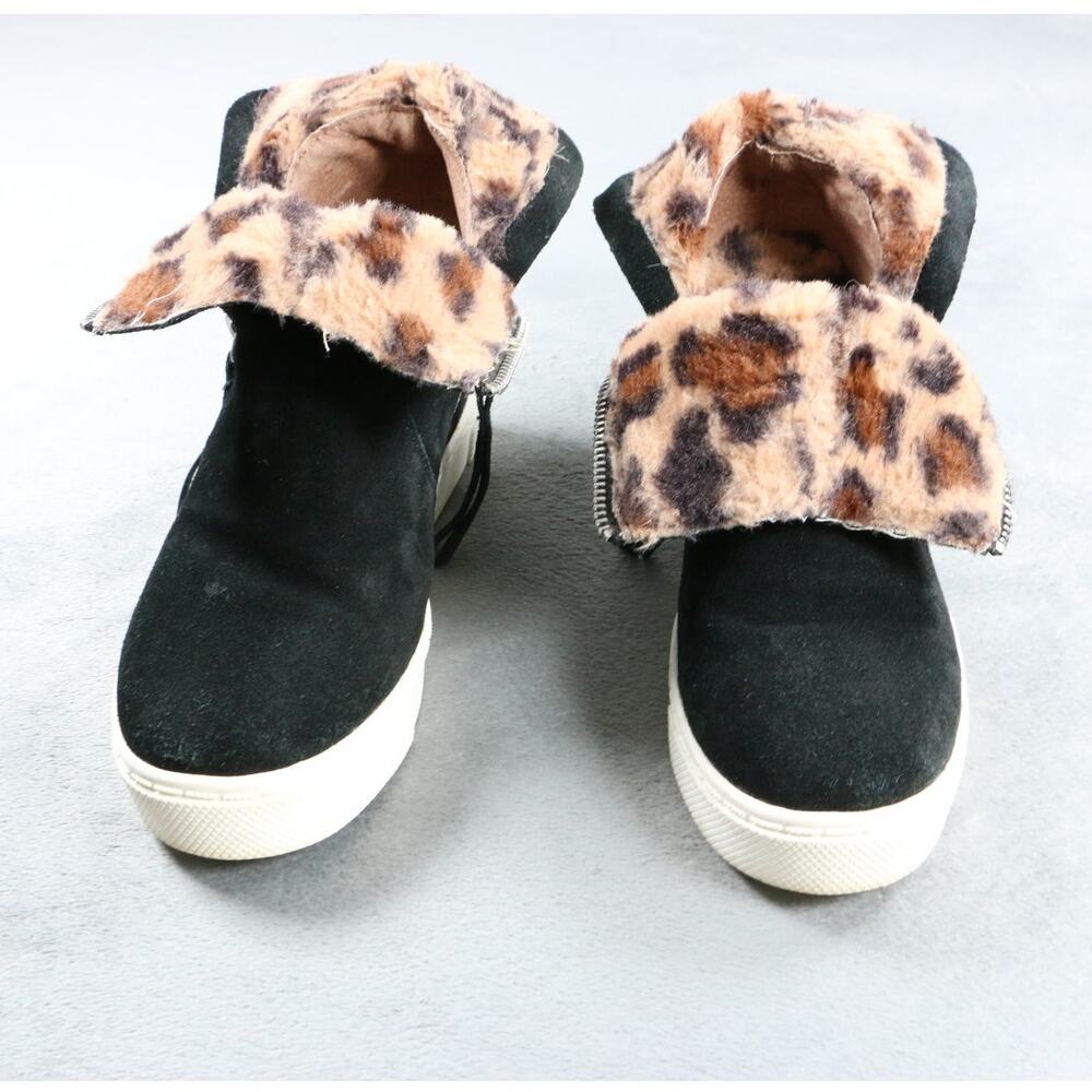 Steve Madden Leopard Fold Over Sneakers Womens Size 6.5 Black Suede Faux Fur